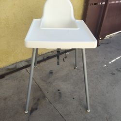 BABY HIGH CHAIR 