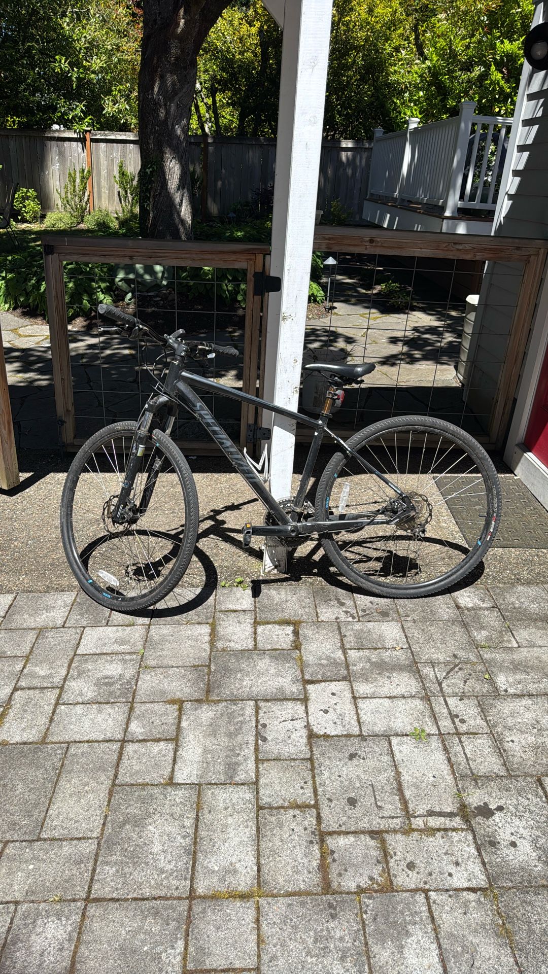 Specialized Crosstrail Disc Hybrid Bike Size M