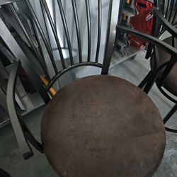 Brn / 6 Swivel / Countertop-Barstools