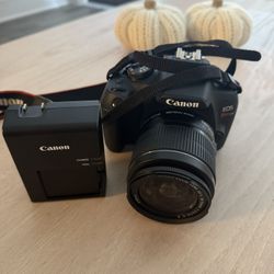 Canon EOS Rebel T7 