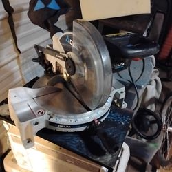 Delta shipmaster radial saw