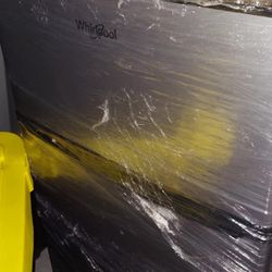 Mini fridge And Freezer