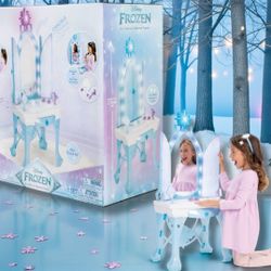 Frozen Disney Elsa’s Magical Ice Vanity 