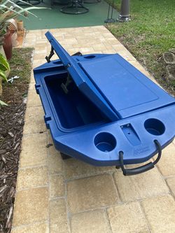 Wheeled cooler