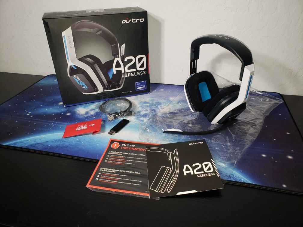 New ASTRO Gaming A20 Wireless Headset Gen 2 for PlayStation 5 and 4, PC & Mac - White/Blue