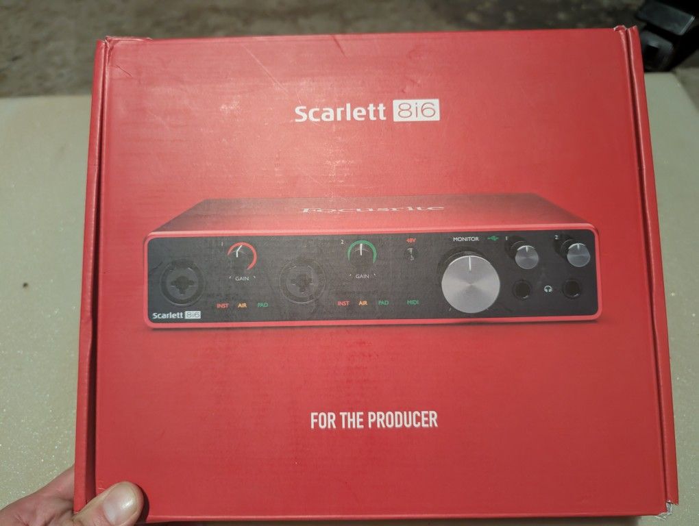 Scarlett 8i6
