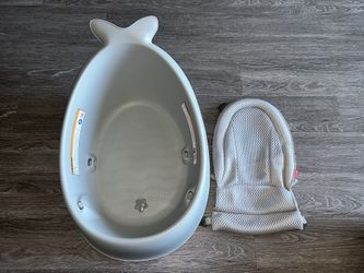 baby whale tub 