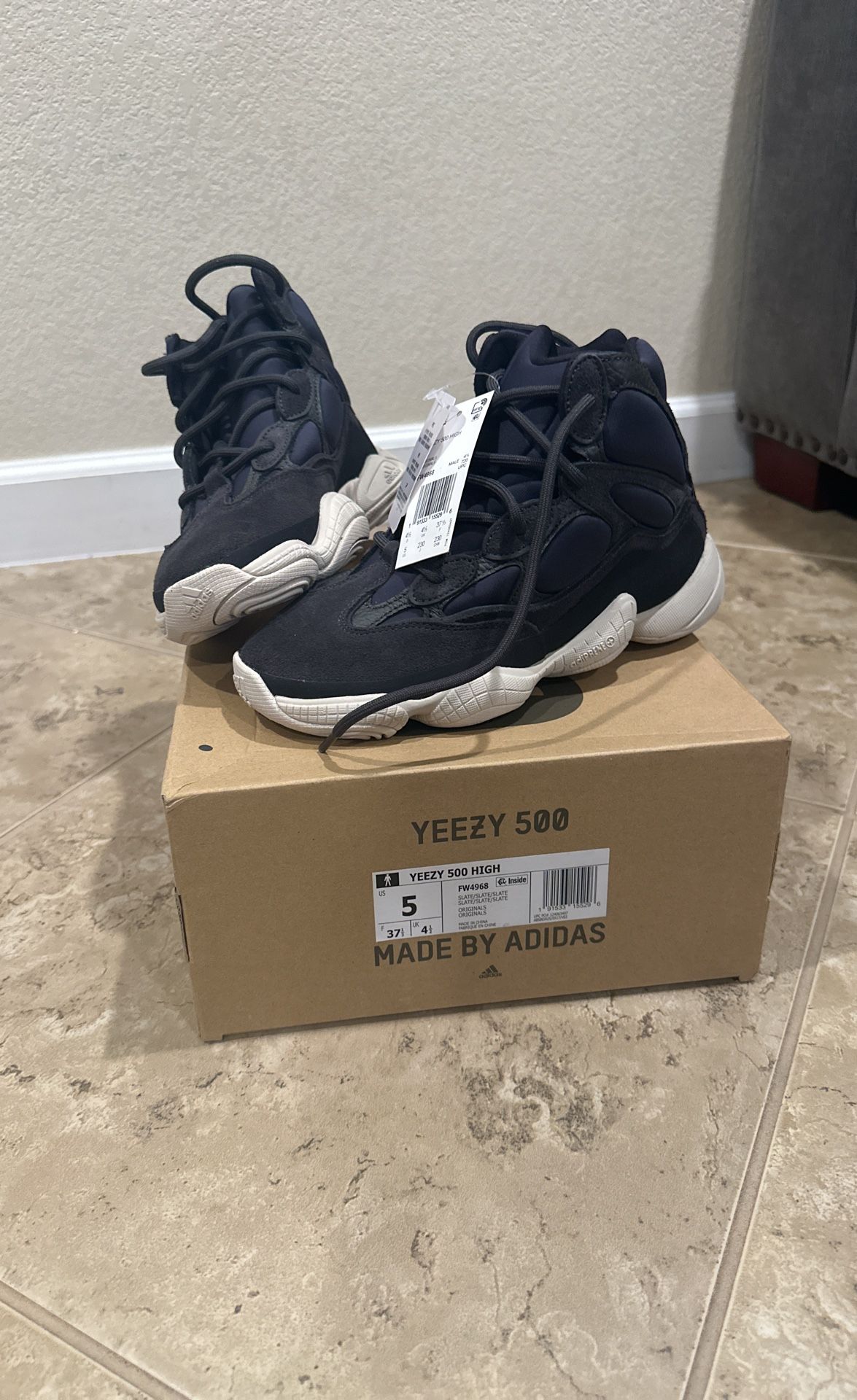 でこ ecff2c54aaf793aedf825b8d07607b