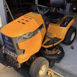 Club Cadet LT42 Mower