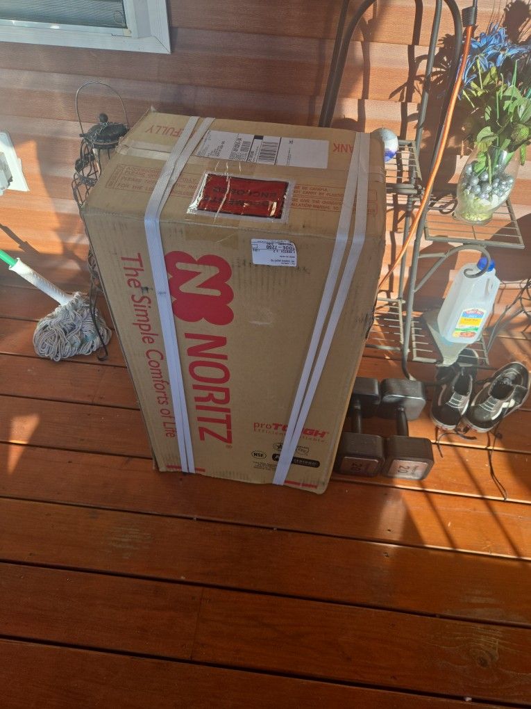 Tankless Water Heater For Natural Gas Brand New In Box