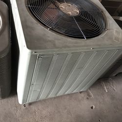 Package Units , Split Systems and Solo Condenser - Brand New and Preowned A/C Units