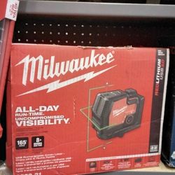 MILWAUKEE 165' RANGE USB RECHARGEABLE GREEN LASER- CROSS LINE & PLUMB POINTS 