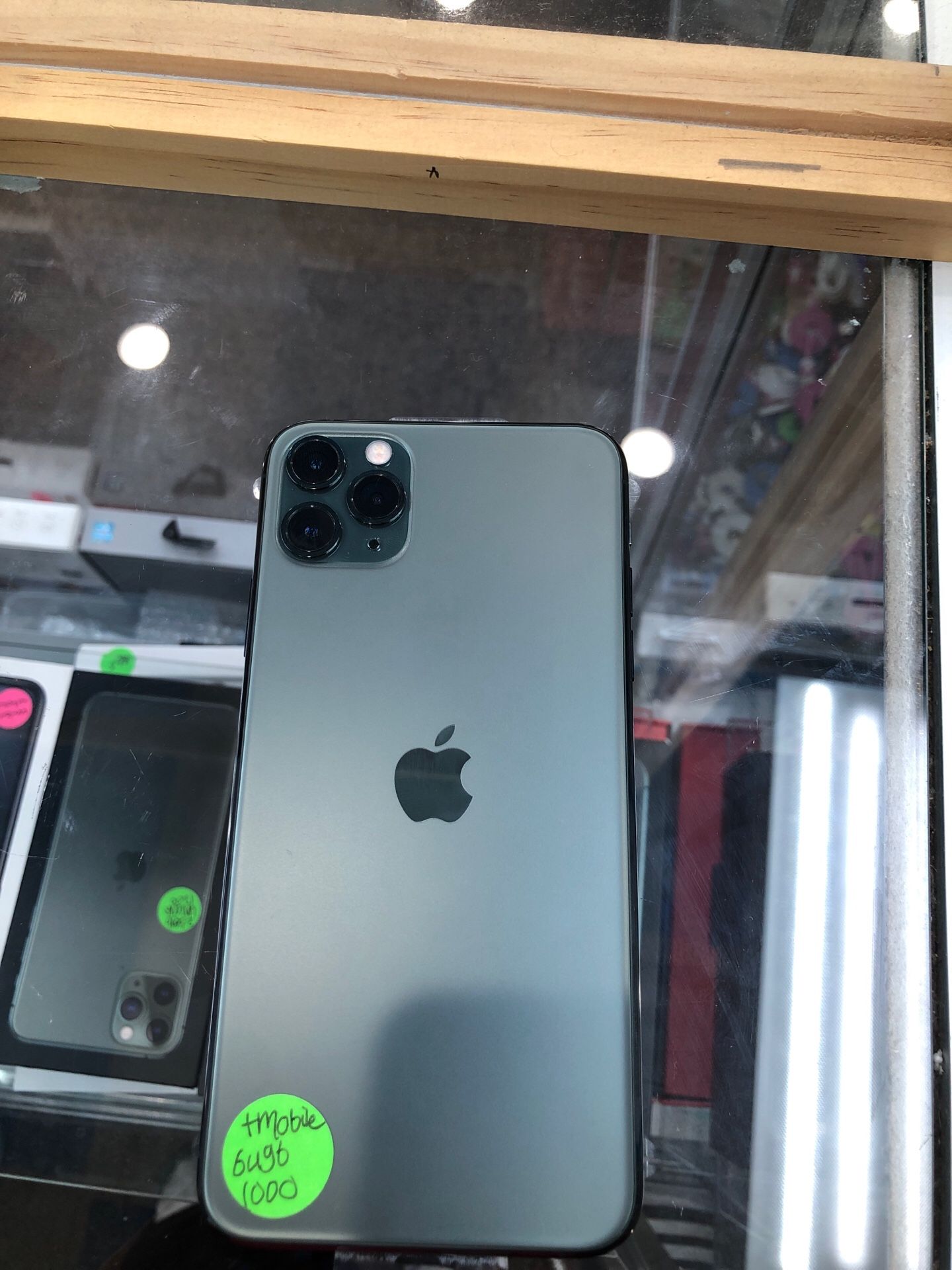 iPhone 11 pro max T-Mobile 64GB