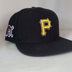 Pirates Snapback Hat 🧢