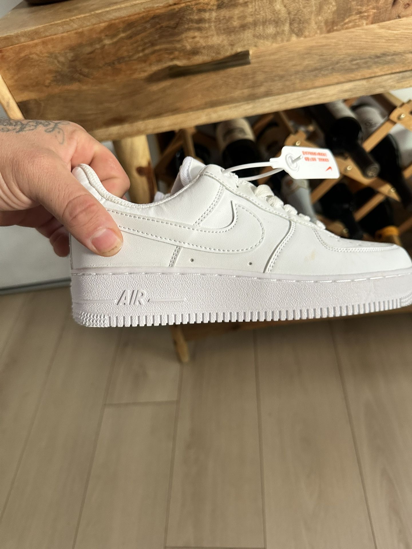 AF1