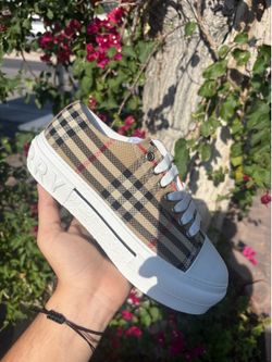 Women Burberry