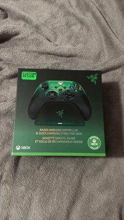 Razer Wireless Controller with charger base