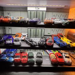 Hotwheel LED parking Lot Display WITH Hotwheels (Sorry Not Selling Individually)