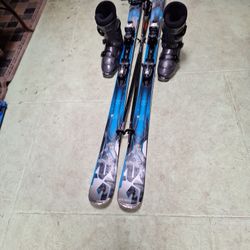 180cm  K2 Skis Salomon Rear Entry Boots 39.5, Poles