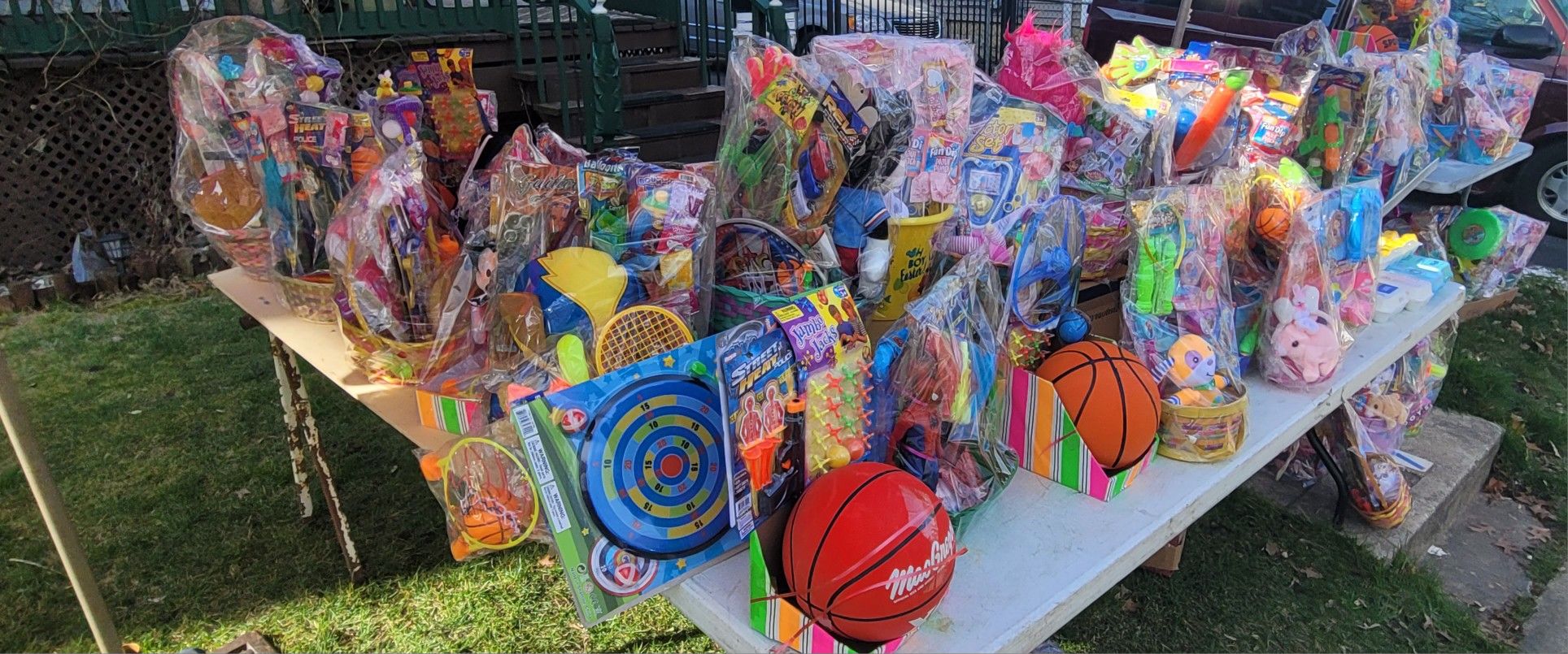 EASTER BASKETS FOR SALE