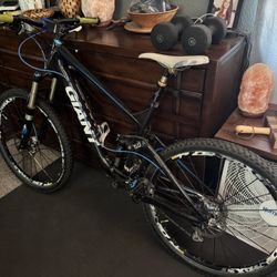 Giant Trance X Advanced SLO Mountain Bike