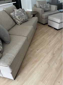 Sofa set