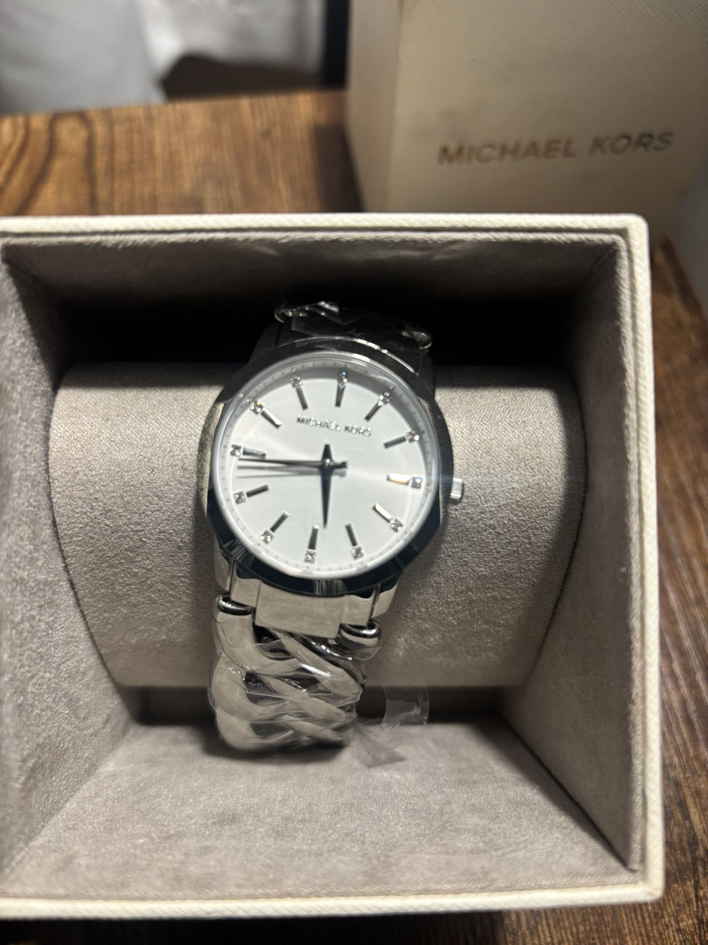 Michael Kors Silver Stainless Steel Women Watch MK4637