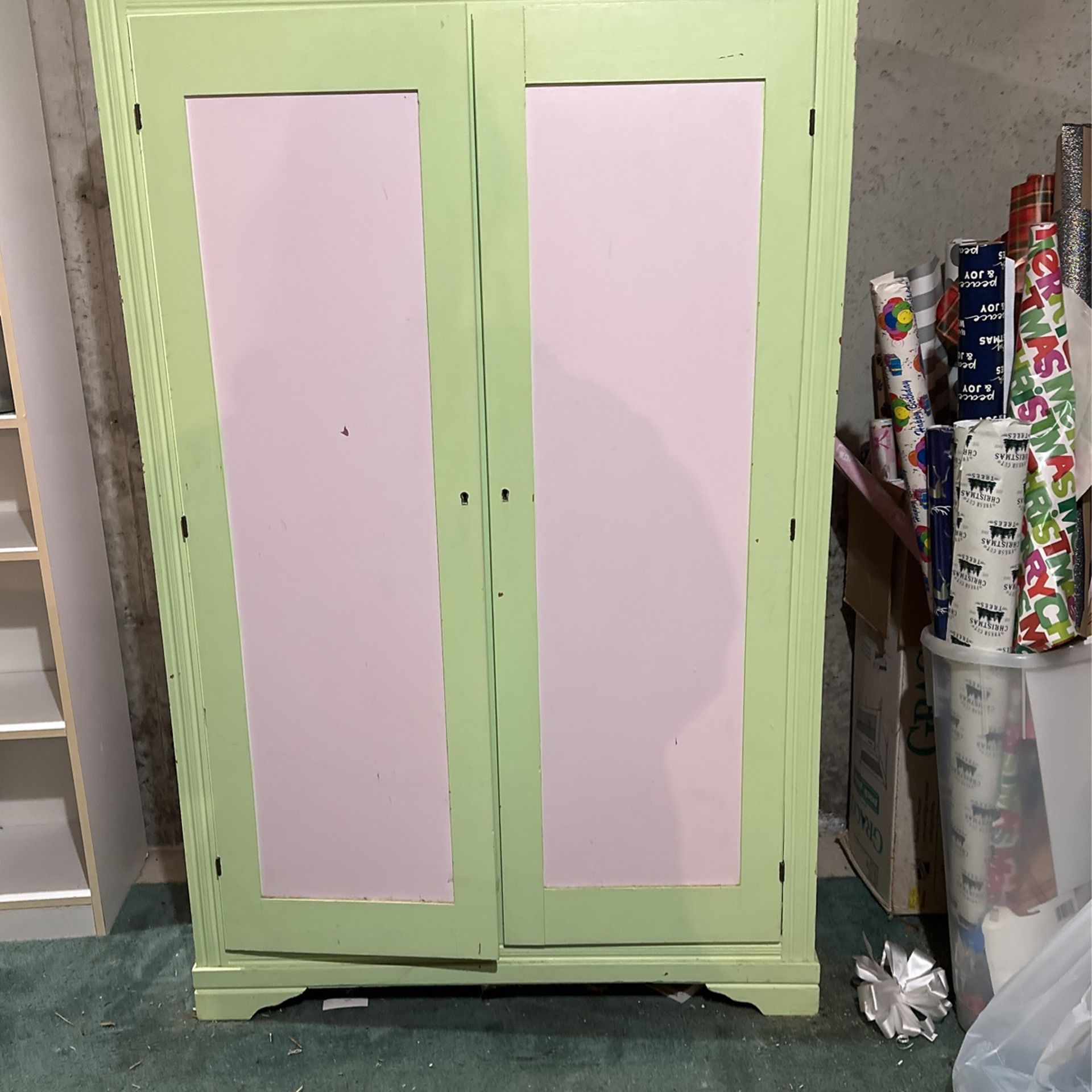 Wardrobe Cabinet
