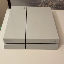 PS4 