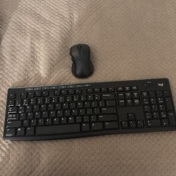 Logitech keyboard And Mouse 