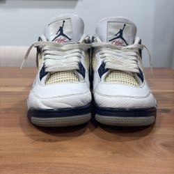 Jordan 4 Retro “Midnight Navy”