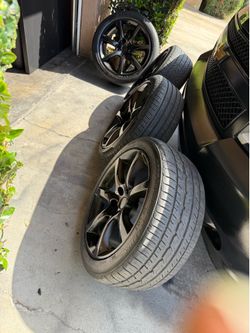 Rines para carro de 18 pulgadas deportivos de un infinity originales