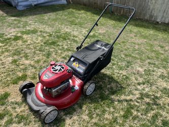 Craftsman 6.75 Briggs Quantum Auto Choke Push LawnMower With Bagger