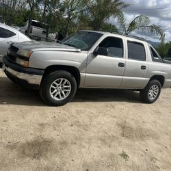 2004 Avalanche Chevrolet