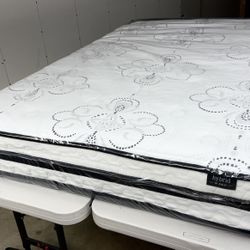 Full mattress by Ashley (mattress only) extra charge delivery   Never slept on/// this mattress is from display store     Available for delivery for e
