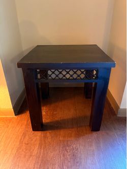 Dark Wood End Table / Side Table