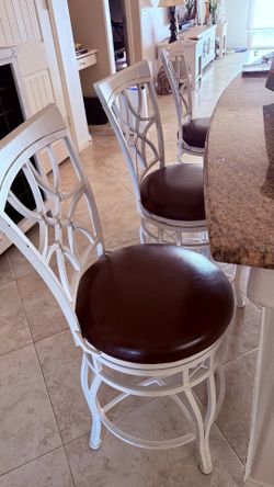 Counter /Bar Stool