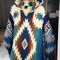 Poncho Love LA Hooded Fashion Poncho (New)