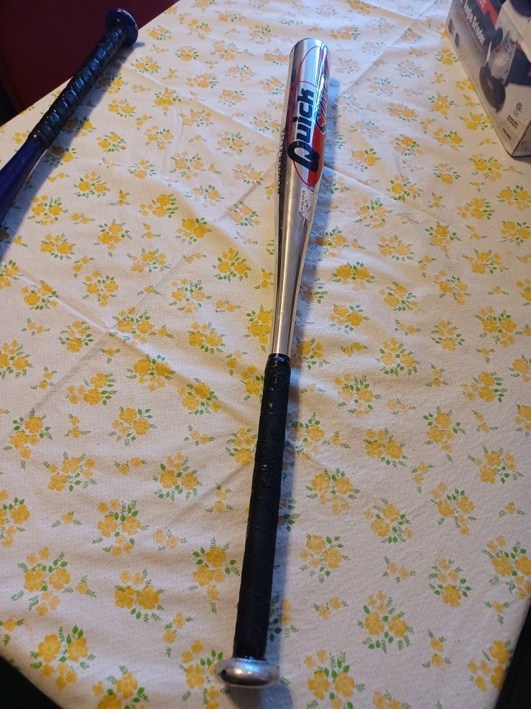 QUICK SILVER BAT POWER FLITE -9oz - 2 1/4 Diam. $35 FIRM PRICE.