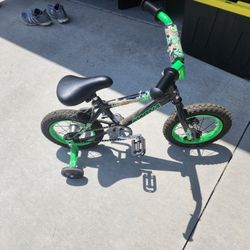 Small Boys Starter Bike