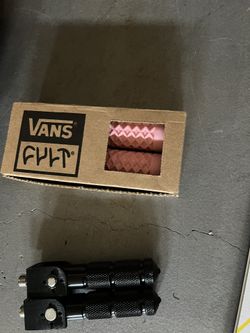 Cult Vans bike grips