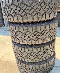 285/75/18 Goodyear 📍📍 Vendo un set de llantas con 80% de vida las 4 📍🌟