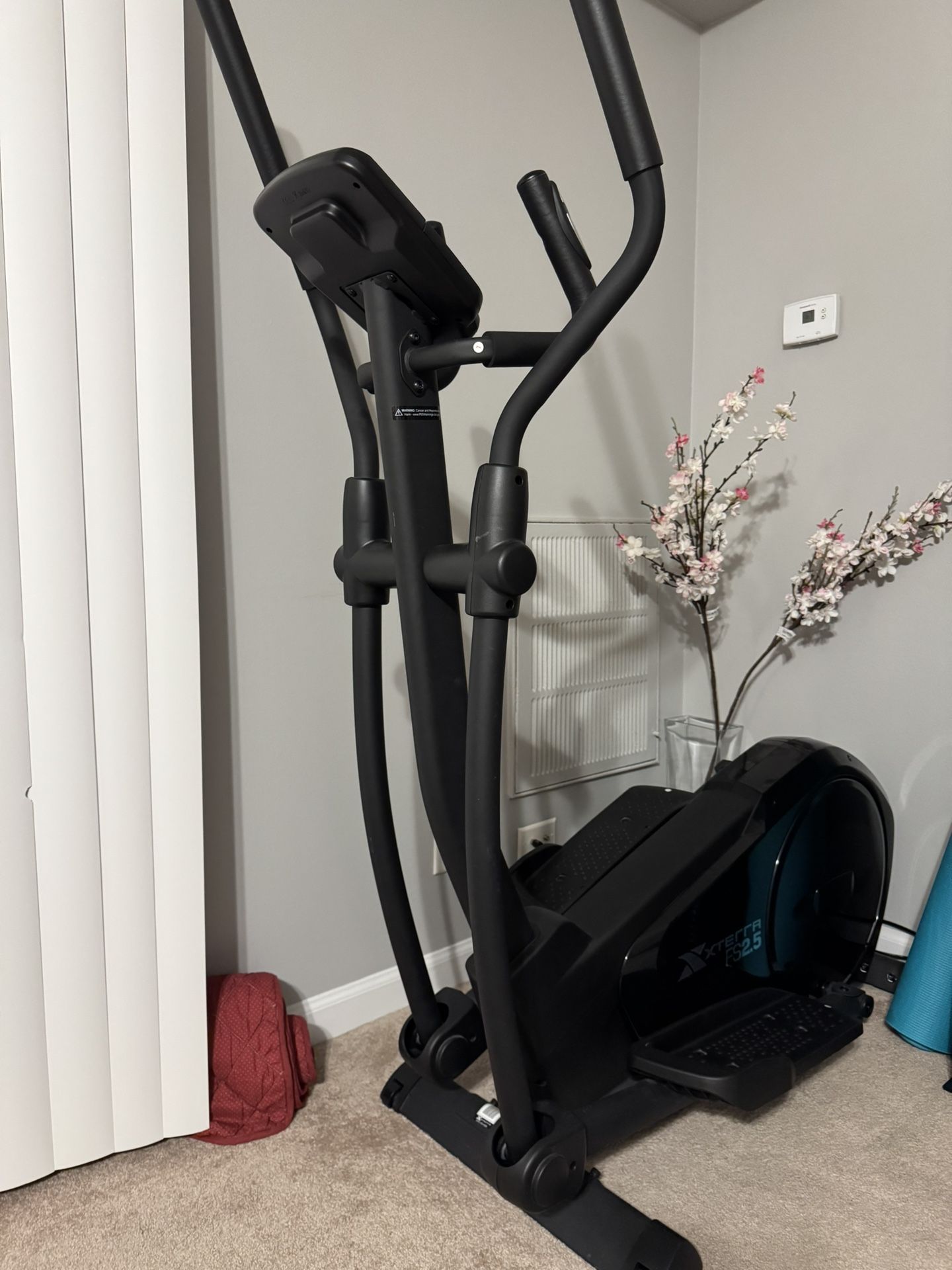 XTERRA Fitness Elliptical Trainer Machine