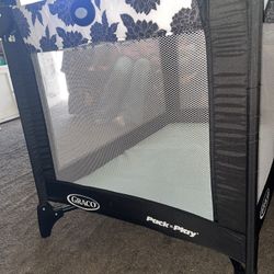 GRACO PACK N PLAY FOR BABY