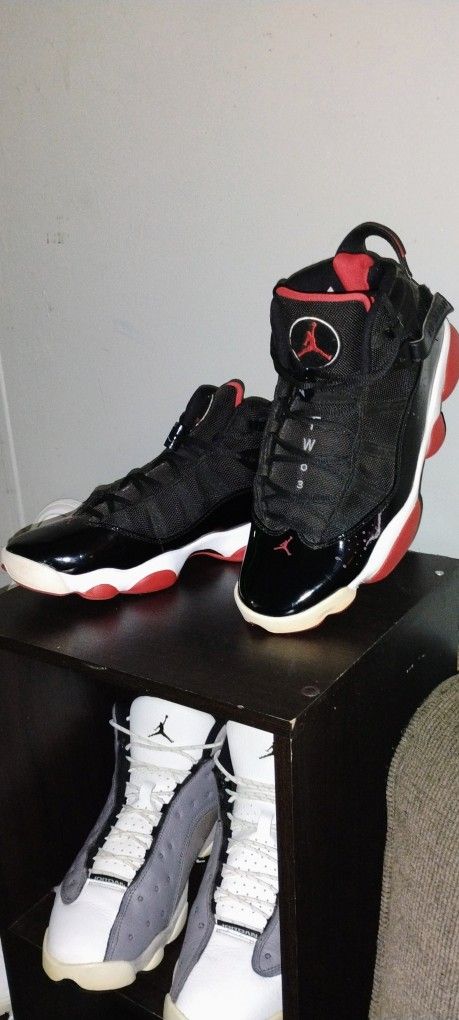 Nike Jordan's 6 rings