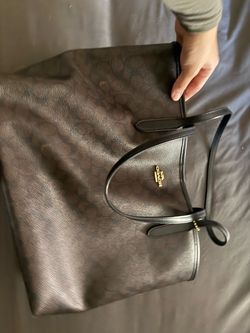 Large city tote