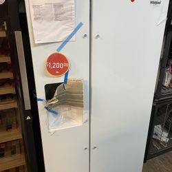 33 in. W 21.2 cu. ft. Side by Side Refrigerator in White