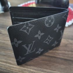 Louis Vuitton Wallet And Sunglasses