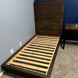 Platform Twin Bed 