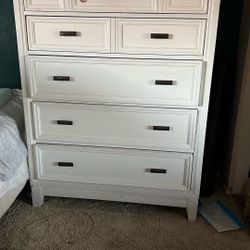 White Dresser Set
